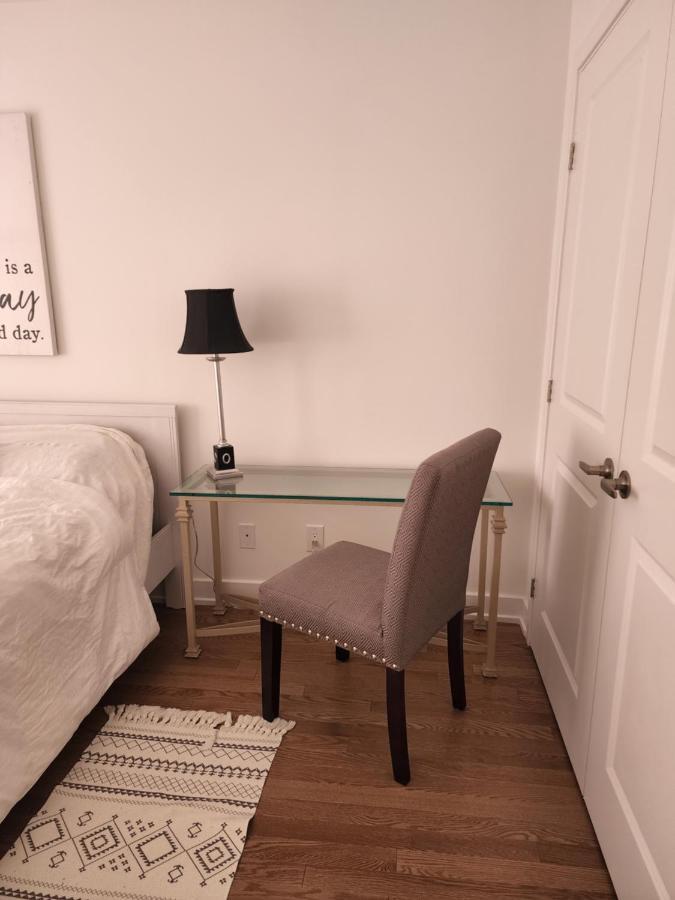 Place You Can Call Home !!! Near Ottawa Airport Экстерьер фото